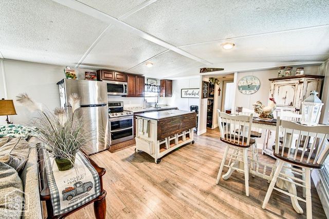 3934 N County Road 17, Leachville, AR 72438