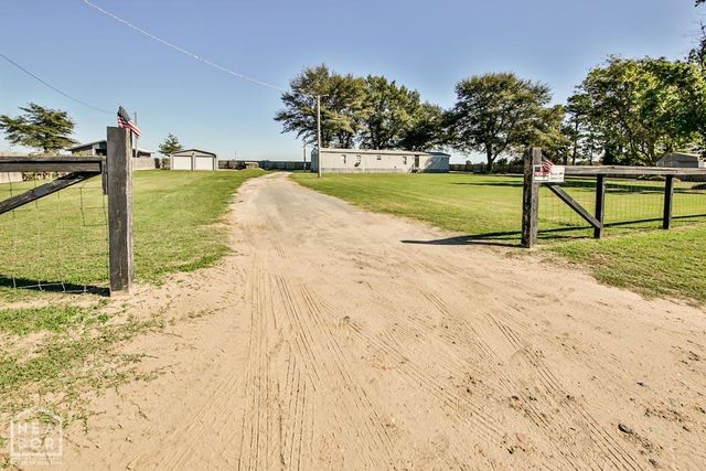 3934 N County Road 17, Leachville, AR 72438