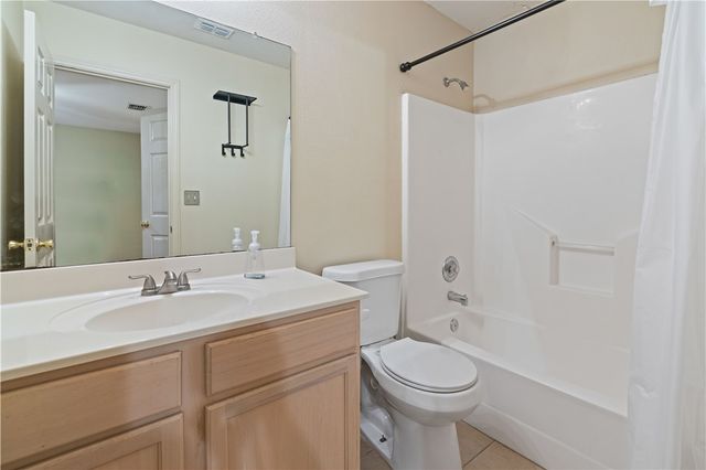 3105 Halifax Dr, Corpus Christi, TX 78414