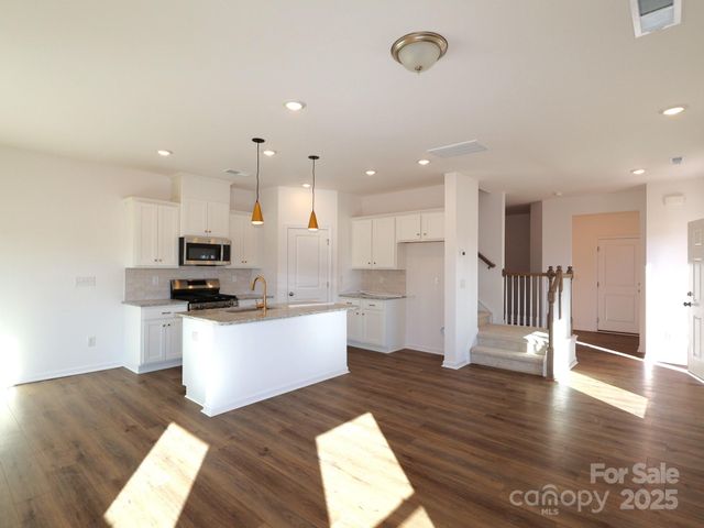 776 Kitfox Drive NW, Concord, NC 28027