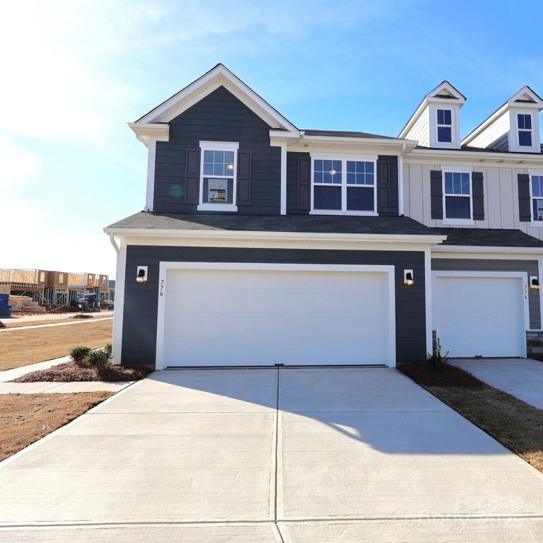 776 Kitfox Drive NW, Concord, NC 28027