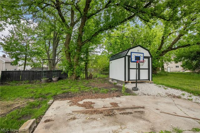 1424 S Liberty Avenue, Alliance, OH 44601