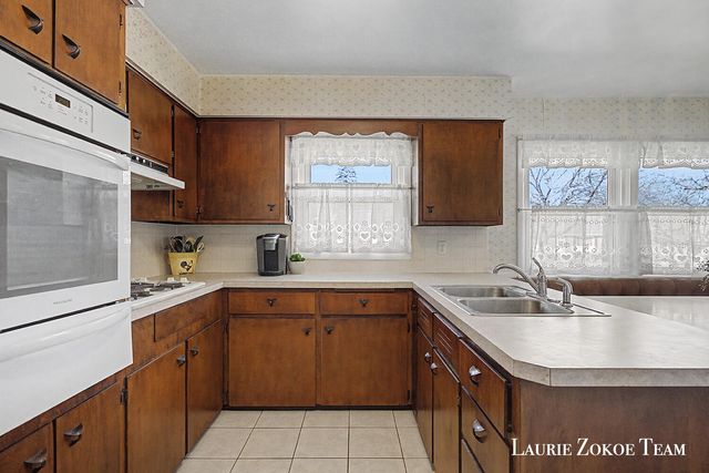 1458 10th Street Nw, City Of Grand Rapids, MI 49504