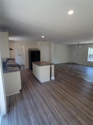 2435 MYER AVENUE, Leesburg, FL 34748