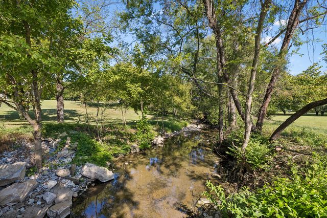 1709 Wilson Pike, Brentwood, TN 37027