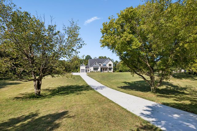 1709 Wilson Pike, Brentwood, TN 37027