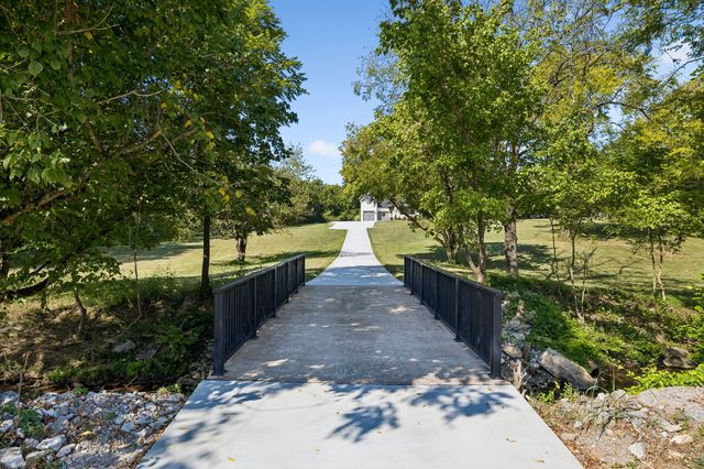 1709 Wilson Pike, Brentwood, TN 37027