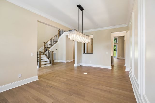 1709 Wilson Pike, Brentwood, TN 37027