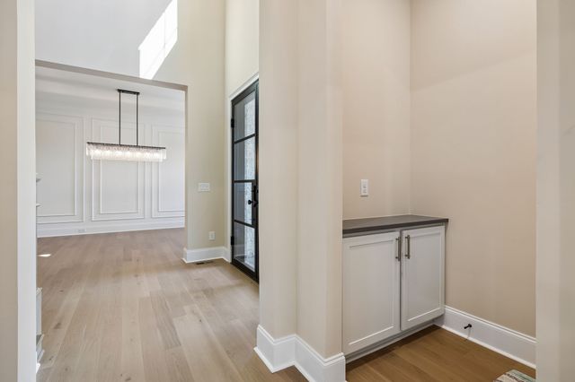 1709 Wilson Pike, Brentwood, TN 37027