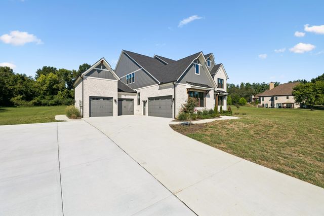 1709 Wilson Pike, Brentwood, TN 37027
