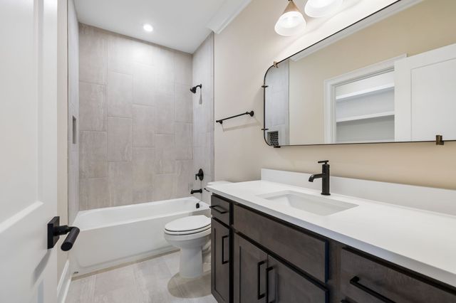 1709 Wilson Pike, Brentwood, TN 37027