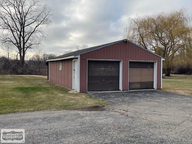52401 Baker Road, Chesterfield Twp, MI 48047