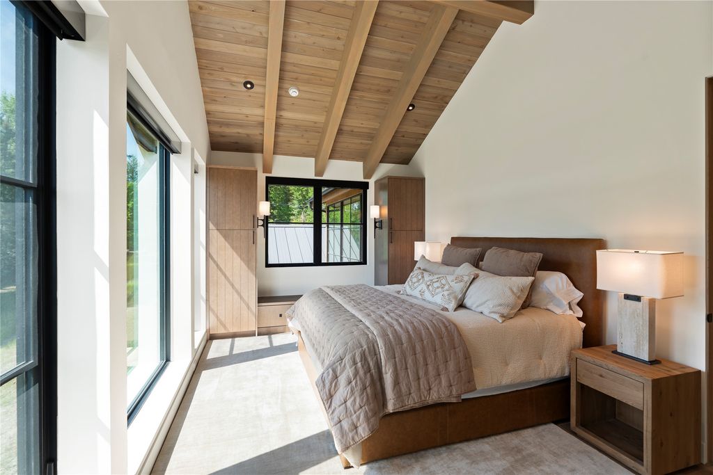 1500 W Lakeshore Drive, Whitefish, MT 59937 photo 44