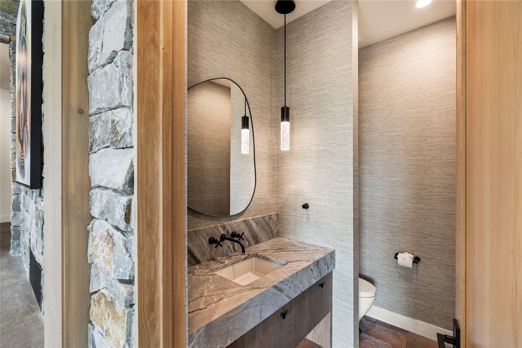 1500 W Lakeshore Drive, Whitefish, MT 59937 photo 56