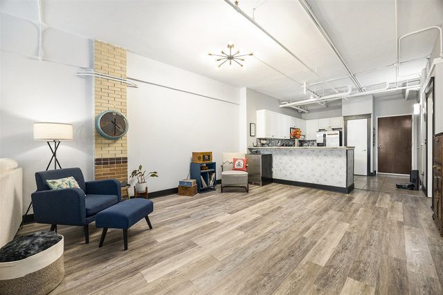 600 Broadway Avenue 117, Grand Rapids, MI 49504