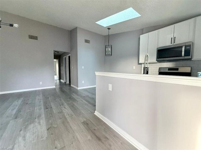 1416 Dighton CT, Virginia Beach, VA 23464