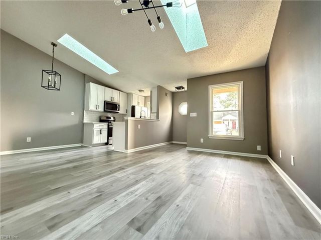 1416 Dighton CT, Virginia Beach, VA 23464