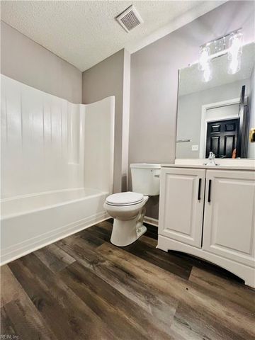 1416 Dighton CT, Virginia Beach, VA 23464