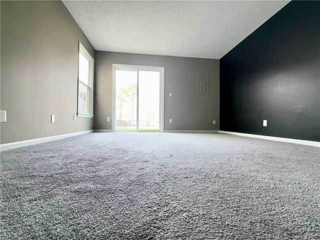 1416 Dighton CT, Virginia Beach, VA 23464