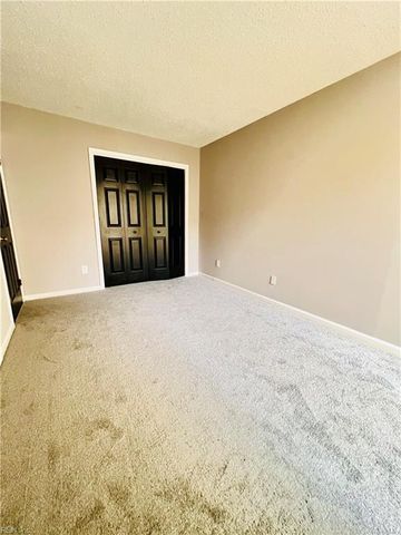 1416 Dighton CT, Virginia Beach, VA 23464