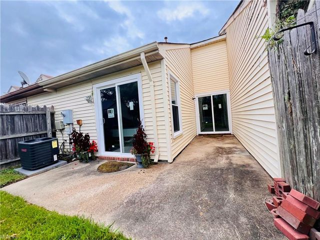 1416 Dighton CT, Virginia Beach, VA 23464