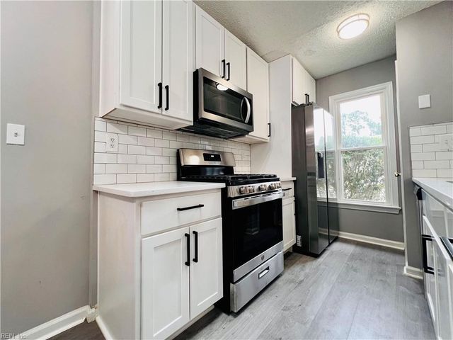 1416 Dighton CT, Virginia Beach, VA 23464