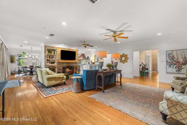 113 Bedford Road, Hattiesburg, MS 39402