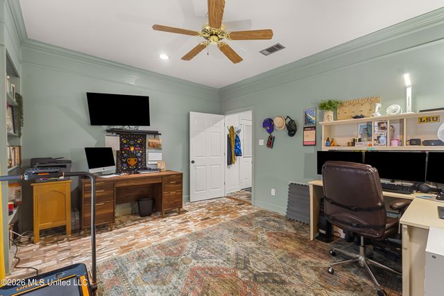 113 Bedford Road, Hattiesburg, MS 39402