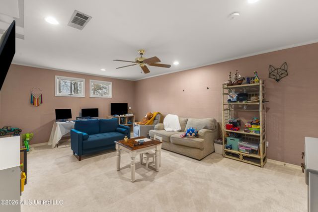 113 Bedford Road, Hattiesburg, MS 39402