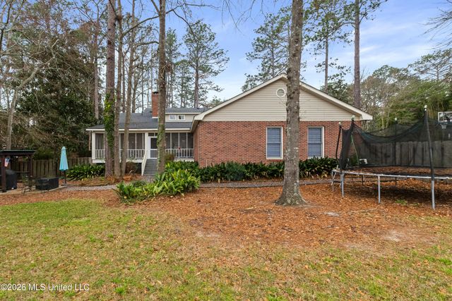 113 Bedford Road, Hattiesburg, MS 39402