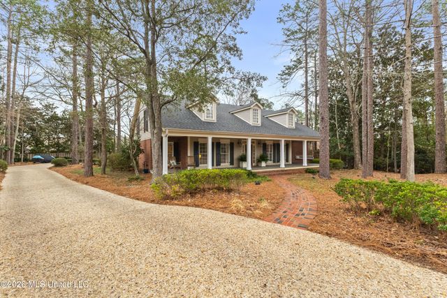 113 Bedford Road, Hattiesburg, MS 39402