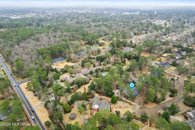 113 Bedford Road, Hattiesburg, MS 39402