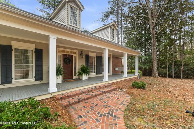 113 Bedford Road, Hattiesburg, MS 39402