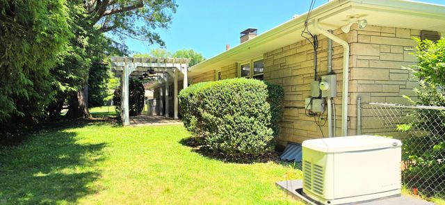 3101 Trinity Road, Lexington, KY 40503