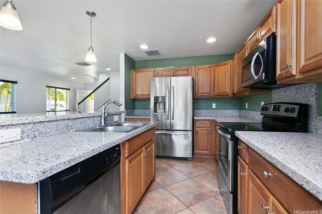 87-1070 Anaha Street, Waianae, HI 96792