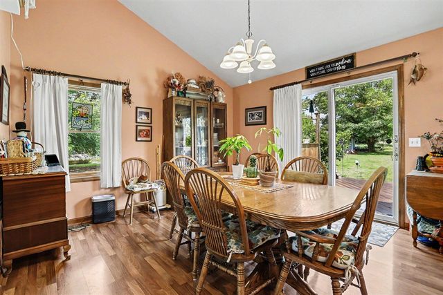 17704 Moorepark Road, Three Rivers, MI 49093