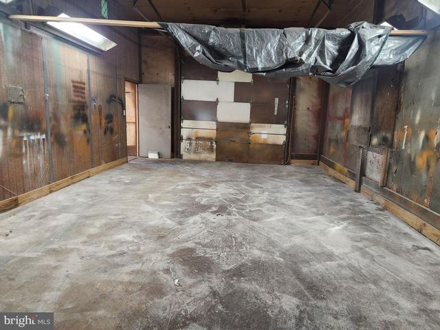 1692 GISH RD, Manheim, PA 17545