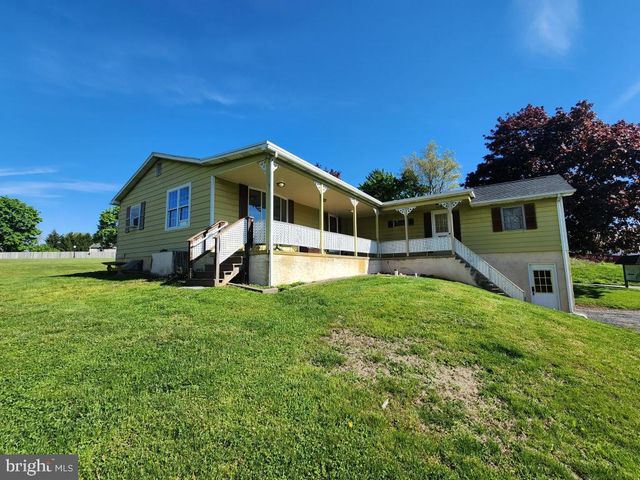 1692 GISH RD, Manheim, PA 17545