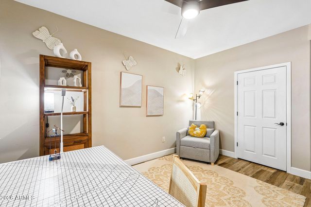 5350 E DEER VALLEY Drive 1250, Phoenix, AZ 85054