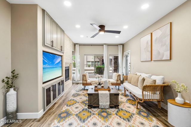 5350 E DEER VALLEY Drive 1250, Phoenix, AZ 85054