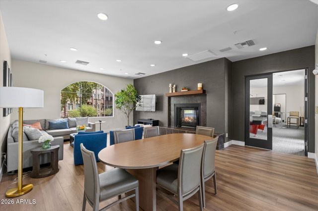 5350 E DEER VALLEY Drive 1250, Phoenix, AZ 85054