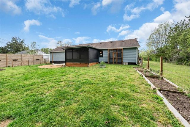 433 Glenwood Ave, Smyrna, TN 37167