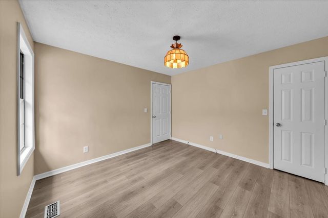 433 Glenwood Ave, Smyrna, TN 37167