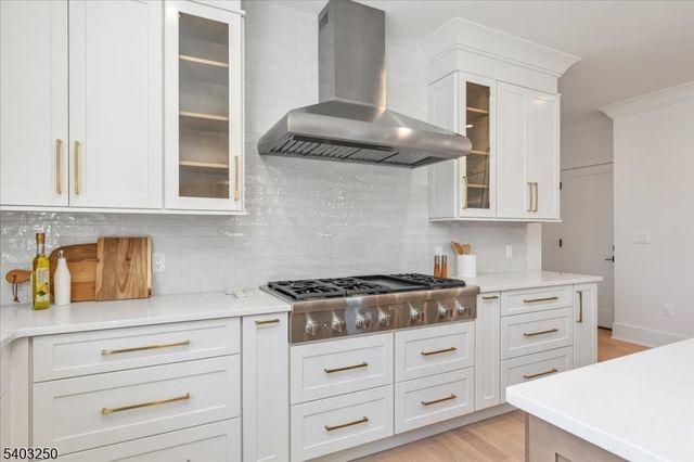 1822 North Gate, Scotch Plains Twp., NJ 07076