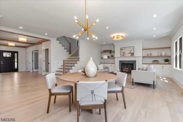 1822 North Gate, Scotch Plains Twp., NJ 07076