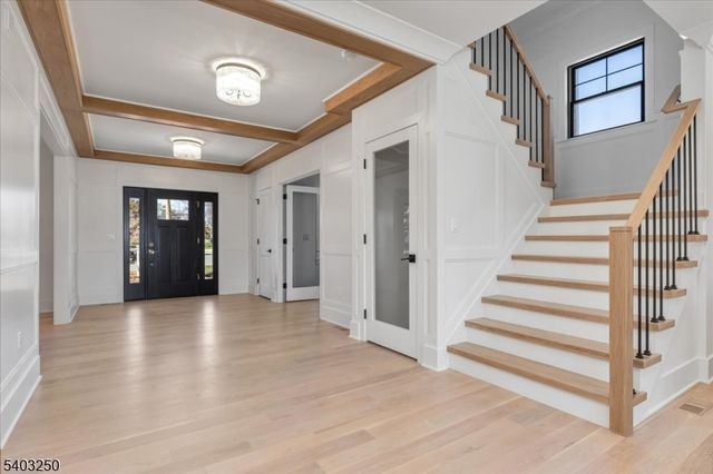 1822 North Gate, Scotch Plains Twp., NJ 07076