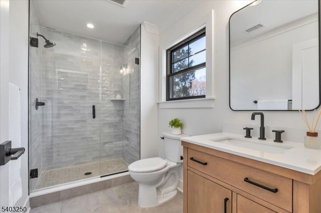 1822 North Gate, Scotch Plains Twp., NJ 07076