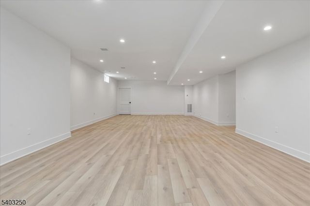 1822 North Gate, Scotch Plains Twp., NJ 07076