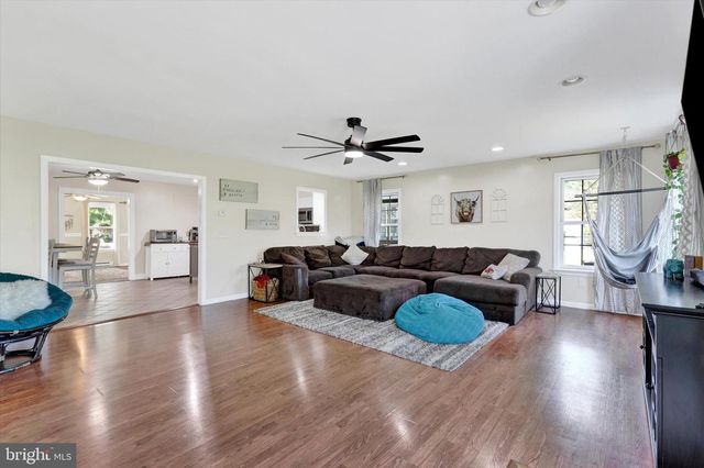 1352 BAIR RD, Bainbridge, PA 17502