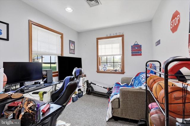 1352 BAIR RD, Bainbridge, PA 17502